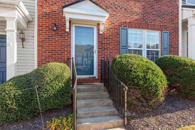 78 Spring Crossing Circle, Greer, SC 29650