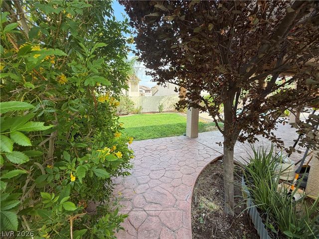 6564 Fieldmouse Avenue, Las Vegas, NV 89142
