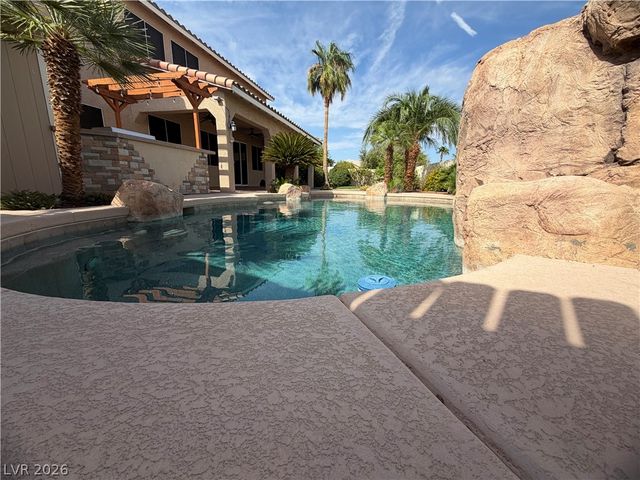 6564 Fieldmouse Avenue, Las Vegas, NV 89142
