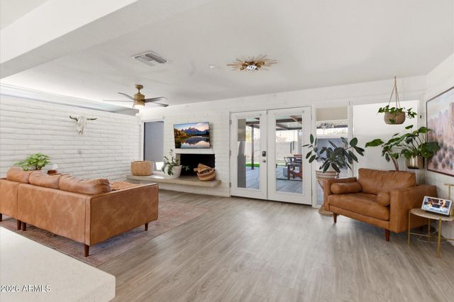 3020 E WETHERSFIELD Road, Phoenix, AZ 85032