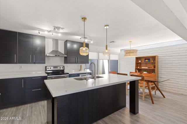 3020 E WETHERSFIELD Road, Phoenix, AZ 85032