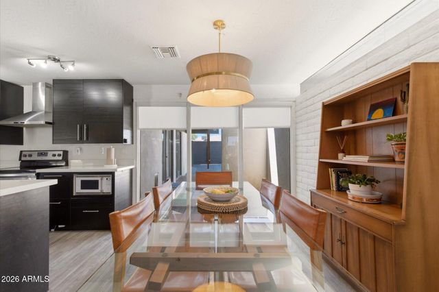 3020 E WETHERSFIELD Road, Phoenix, AZ 85032