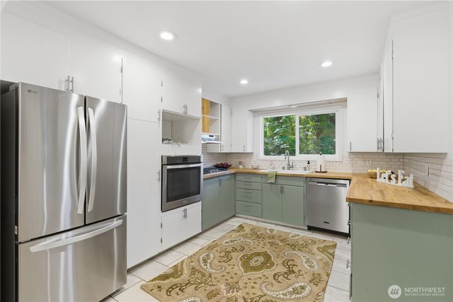 6212 Ray Nash Drive NW, Gig Harbor, WA 98335