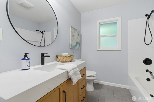 6212 Ray Nash Drive NW, Gig Harbor, WA 98335