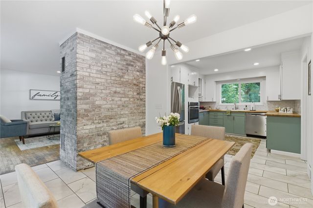6212 Ray Nash Drive NW, Gig Harbor, WA 98335