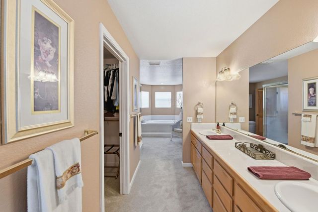 2669 Stockwood Dr, Roseville, CA 95661