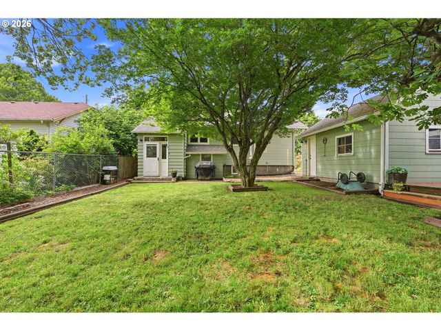 625 Ne BUFFALO St, Portland, OR 97211