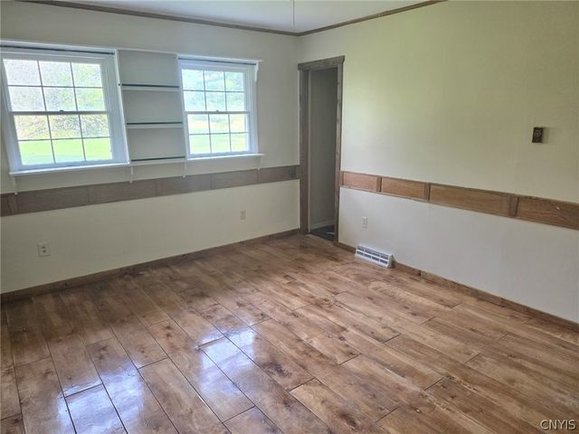 1041 Old State Route 31, Elbridge, NY 13080