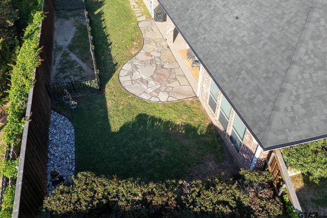 820 Cambridge Bend, Tyler, TX 75703
