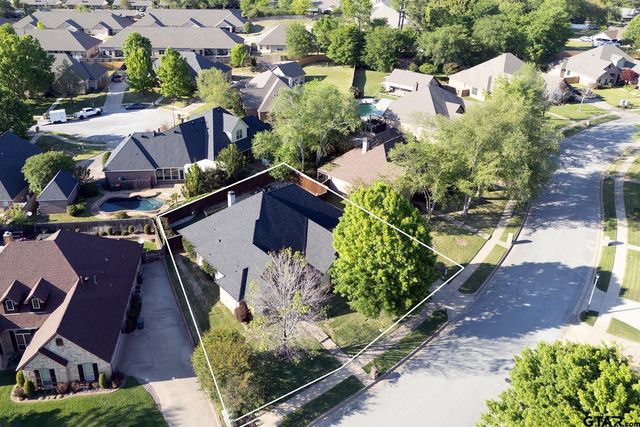 820 Cambridge Bend, Tyler, TX 75703