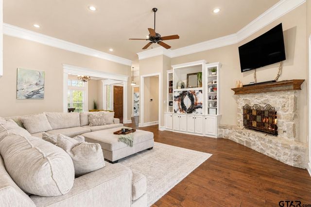 820 Cambridge Bend, Tyler, TX 75703