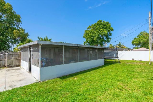 2729 Sunshine Blvd, Miramar, FL 33023