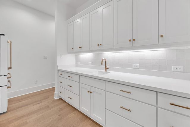 1710 Hidalgo Pass Court, College Station, TX 77845