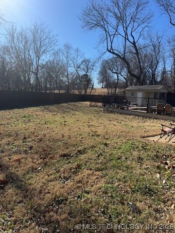 25308 E 67th Place S, Broken Arrow, OK 74014