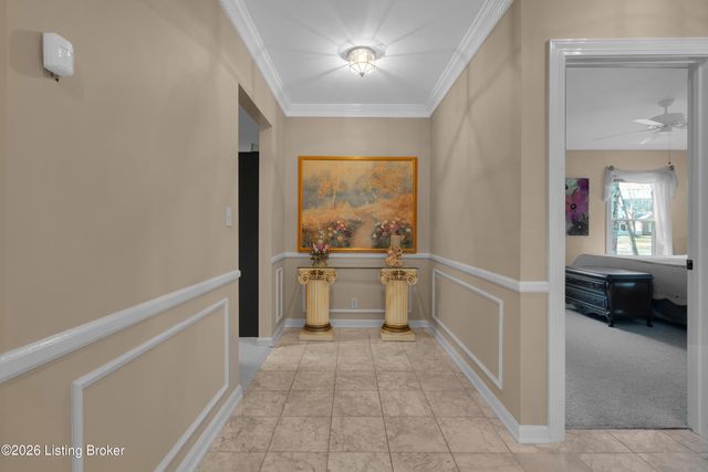 10310 Amberwell Park Rd, Louisville, KY 40241