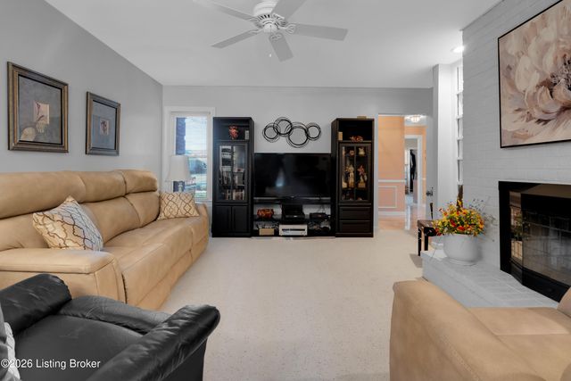 10310 Amberwell Park Rd, Louisville, KY 40241