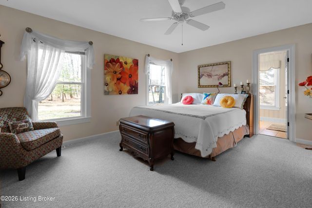 10310 Amberwell Park Rd, Louisville, KY 40241