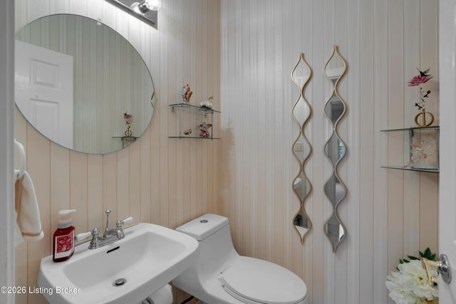 10310 Amberwell Park Rd, Louisville, KY 40241