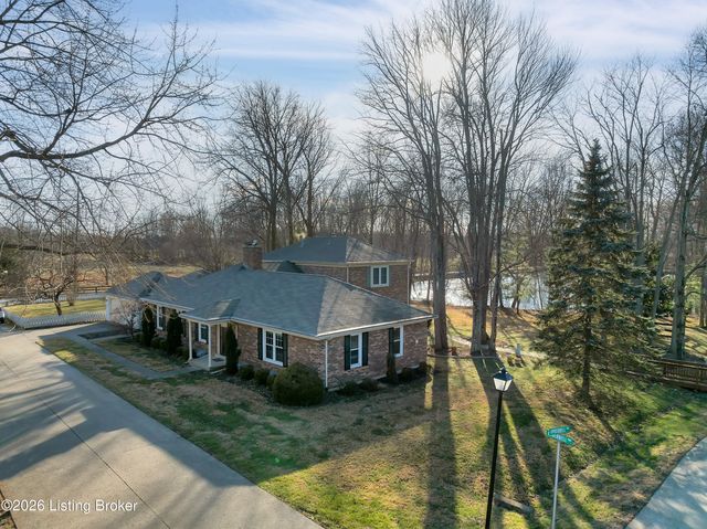 10310 Amberwell Park Rd, Louisville, KY 40241