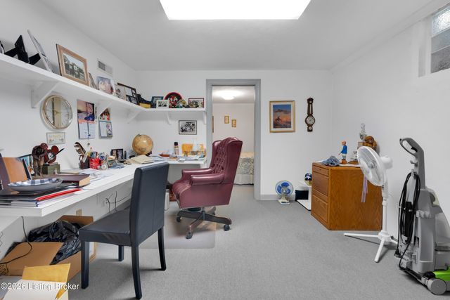 10310 Amberwell Park Rd, Louisville, KY 40241