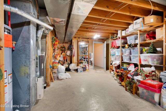 10310 Amberwell Park Rd, Louisville, KY 40241