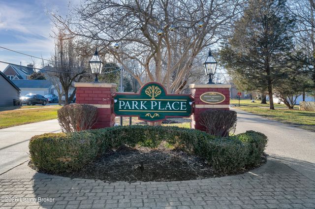 10310 Amberwell Park Rd, Louisville, KY 40241