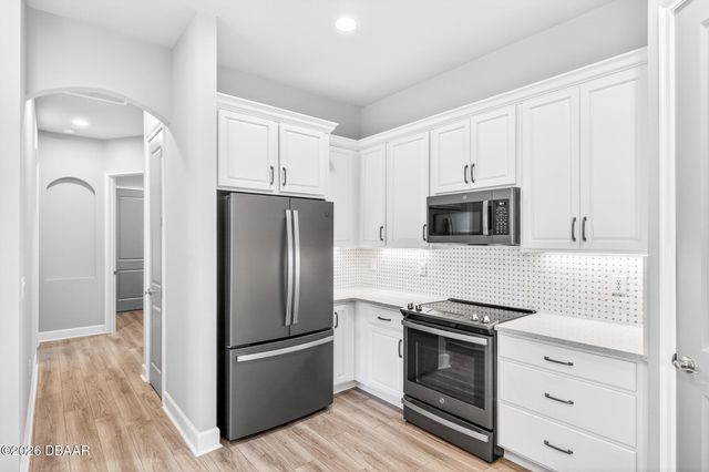 10 Newhaven Lane, Ormond Beach, FL 32174