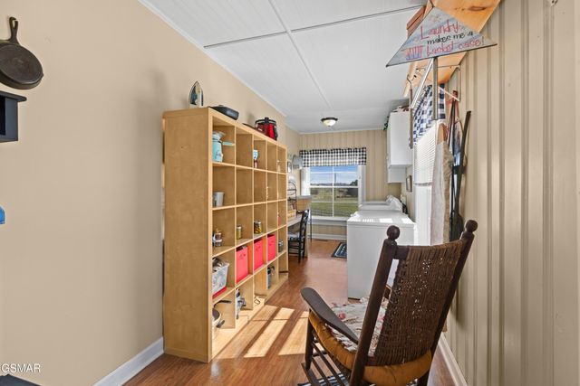 989 E Dumplin Valley Road, Jefferson City, TN 37760