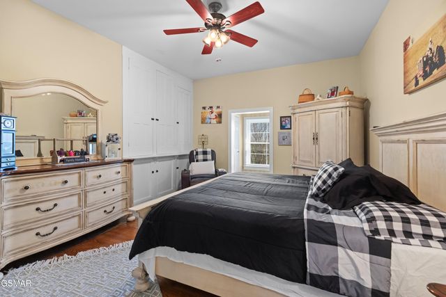 989 E Dumplin Valley Road, Jefferson City, TN 37760
