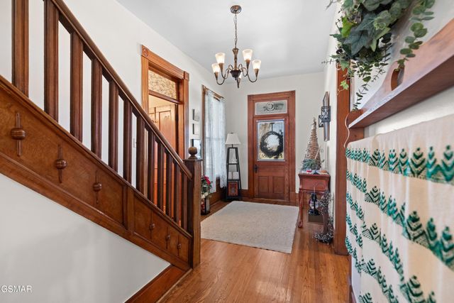 989 E Dumplin Valley Road, Jefferson City, TN 37760