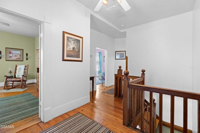989 E Dumplin Valley Road, Jefferson City, TN 37760