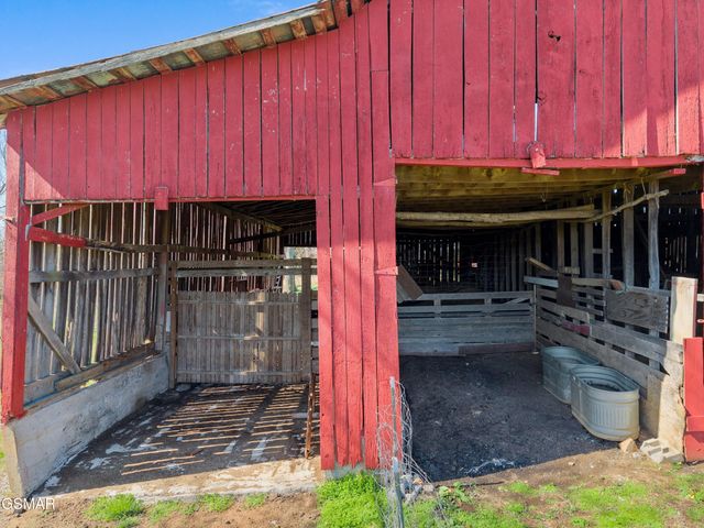 989 E Dumplin Valley Road, Jefferson City, TN 37760