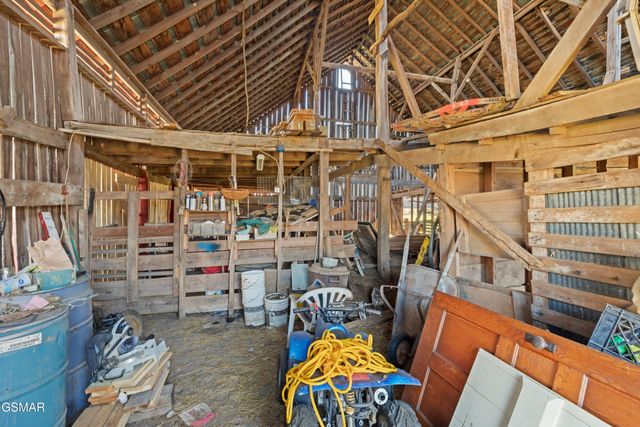 989 E Dumplin Valley Road, Jefferson City, TN 37760
