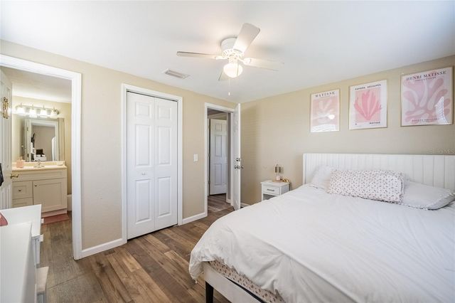 729 E LAKE AVENUE, Eagle Lake, FL 33839