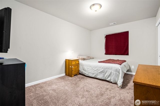 1112 27th Street NW, Puyallup, WA 98371