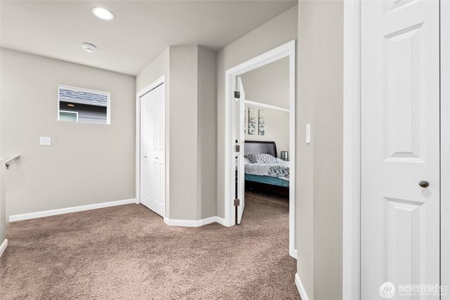 1112 27th Street NW, Puyallup, WA 98371