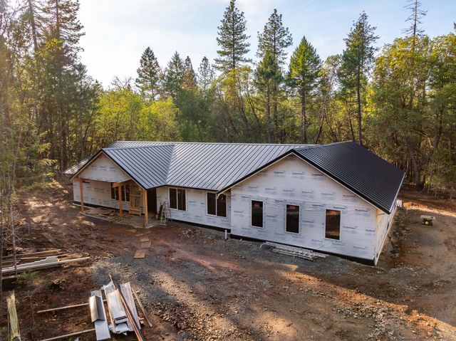 550 Marcy Loop Road, Grants Pass, OR 97527