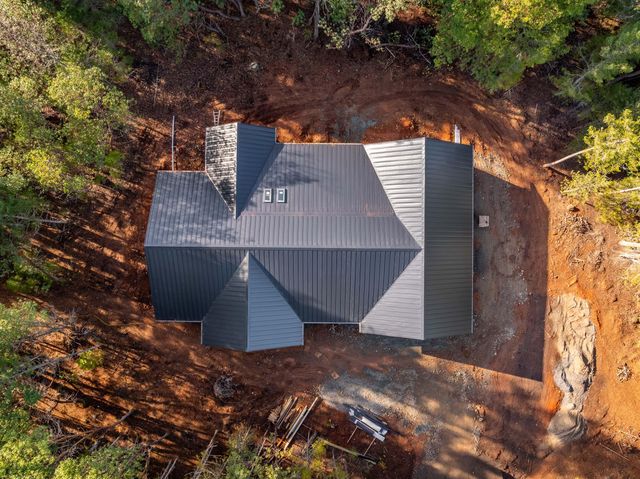 550 Marcy Loop Road, Grants Pass, OR 97527