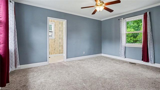 2442 Hoskins Road, Burlington, NC 27215