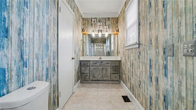 2442 Hoskins Road, Burlington, NC 27215