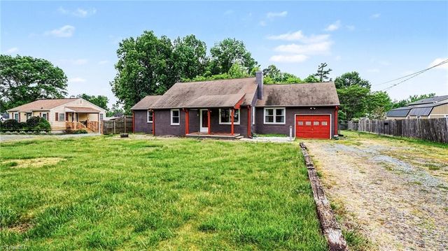 2442 Hoskins Road, Burlington, NC 27215
