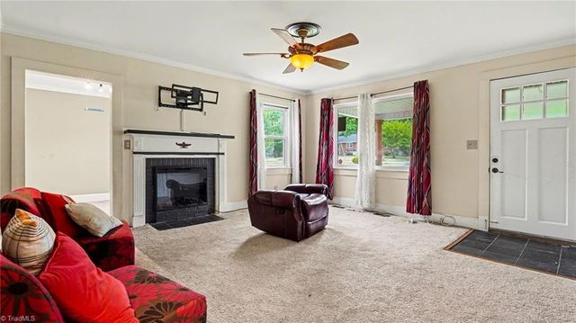 2442 Hoskins Road, Burlington, NC 27215