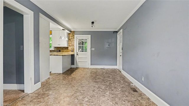 2442 Hoskins Road, Burlington, NC 27215