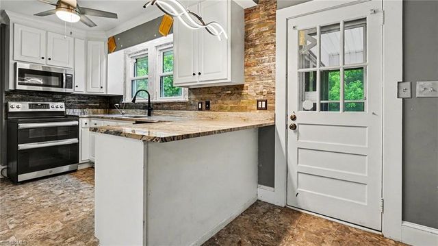 2442 Hoskins Road, Burlington, NC 27215