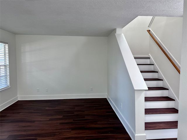 10126 Farrell Drive, Houston, TX 77070