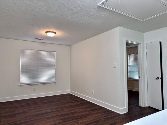10126 Farrell Drive, Houston, TX 77070