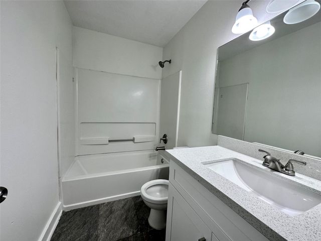 10126 Farrell Drive, Houston, TX 77070