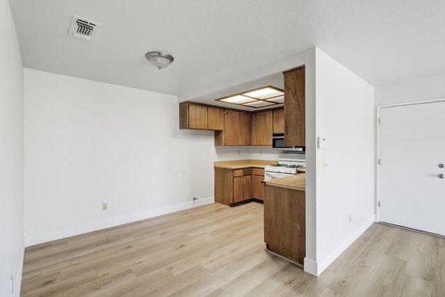 6505 37th Ave, Sacramento, CA 95824