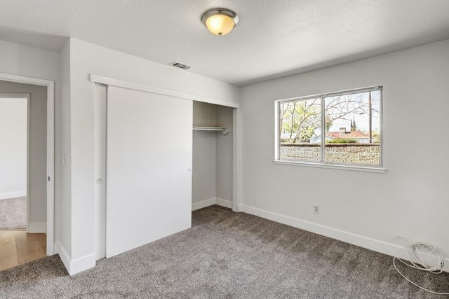 6505 37th Ave, Sacramento, CA 95824