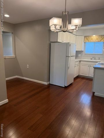 42630 Plymouth Hollow Drive, Plymouth, MI 48170